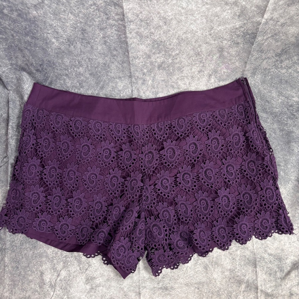 torrid Purple Eyelet Lace Scallop Hem Shorts Size 18 NWT‎ - Picture 2 of 6